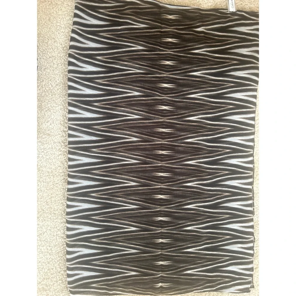 Calvin Klein Brown Khaki Zebra Ikat Print Scarf Lightweight Wrap A4WS1091 NEW